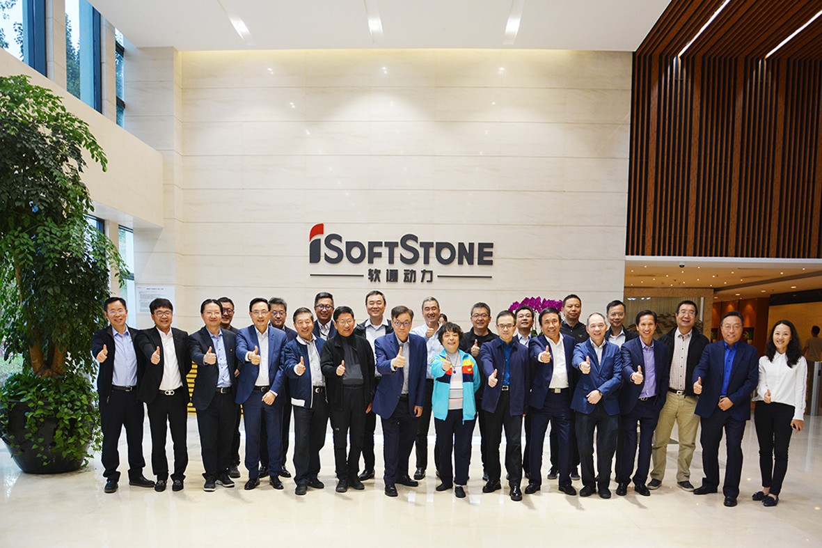 中关村100企业家俱乐部企业做强做大闭门研讨会在k8凯发(中国)天生赢家·一触即发召开