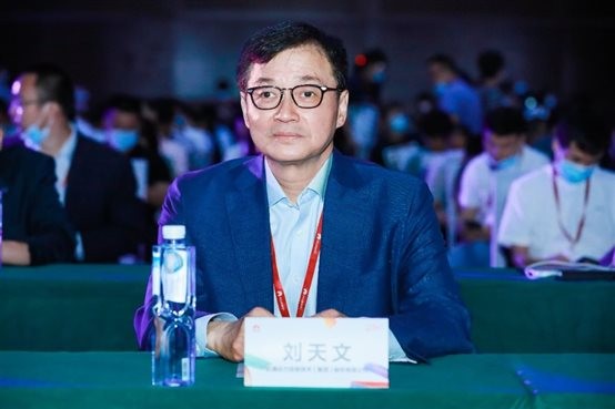 华为云生态峰会丨共创共赢 k8凯发(中国)天生赢家·一触即发携手华为云打造长期价值